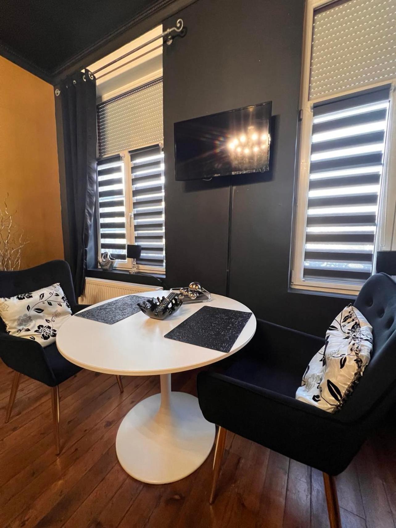 Domaine Des Anges Bed and Breakfast Avesnes-sur-Helpe Εξωτερικό φωτογραφία